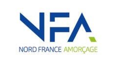 Logo de NFA (Nord France Amorcage). NFA est écris en grosses lettres bleues incomplètes et écriture capitale. Juste en dessous en écrit le nom complet 